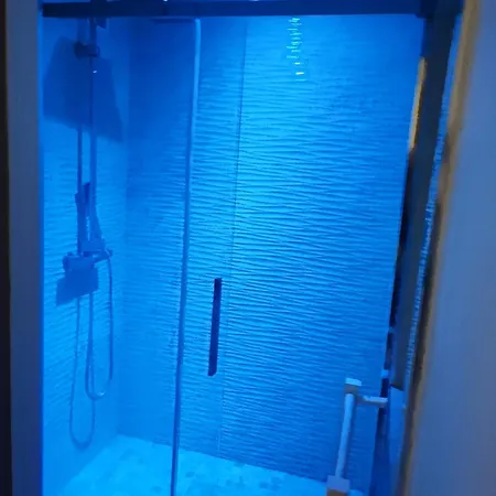 Royal Blue Offrez-vous Le Confort Savigny-sur-Orge